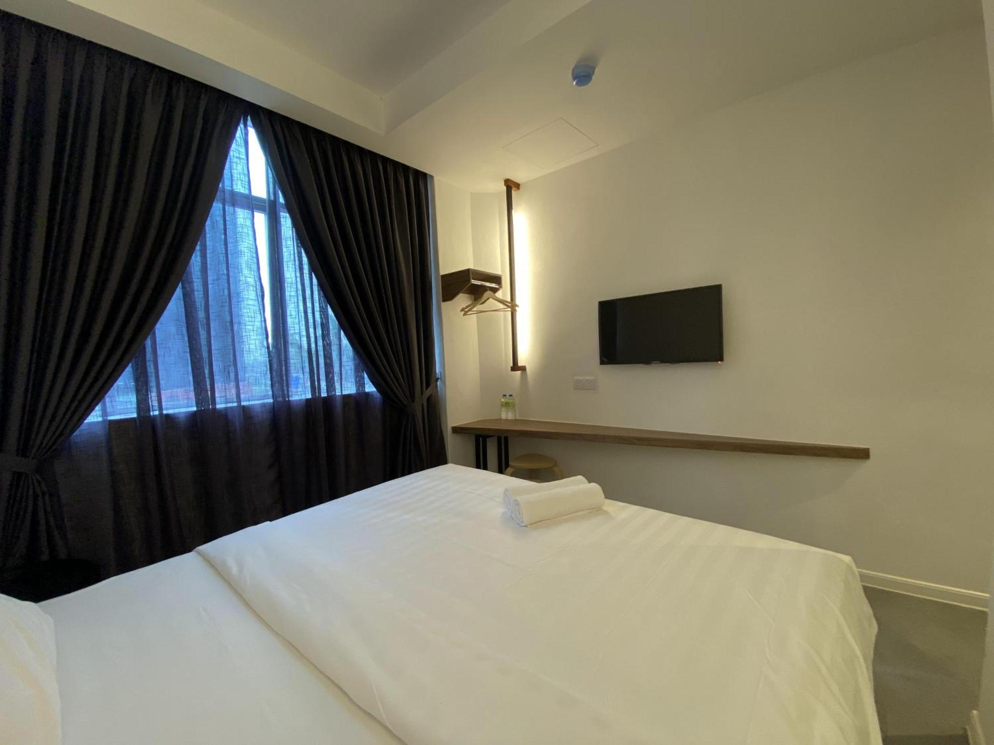 T Hotel Jalan Sultanah Алор-Сетар Экстерьер фото
