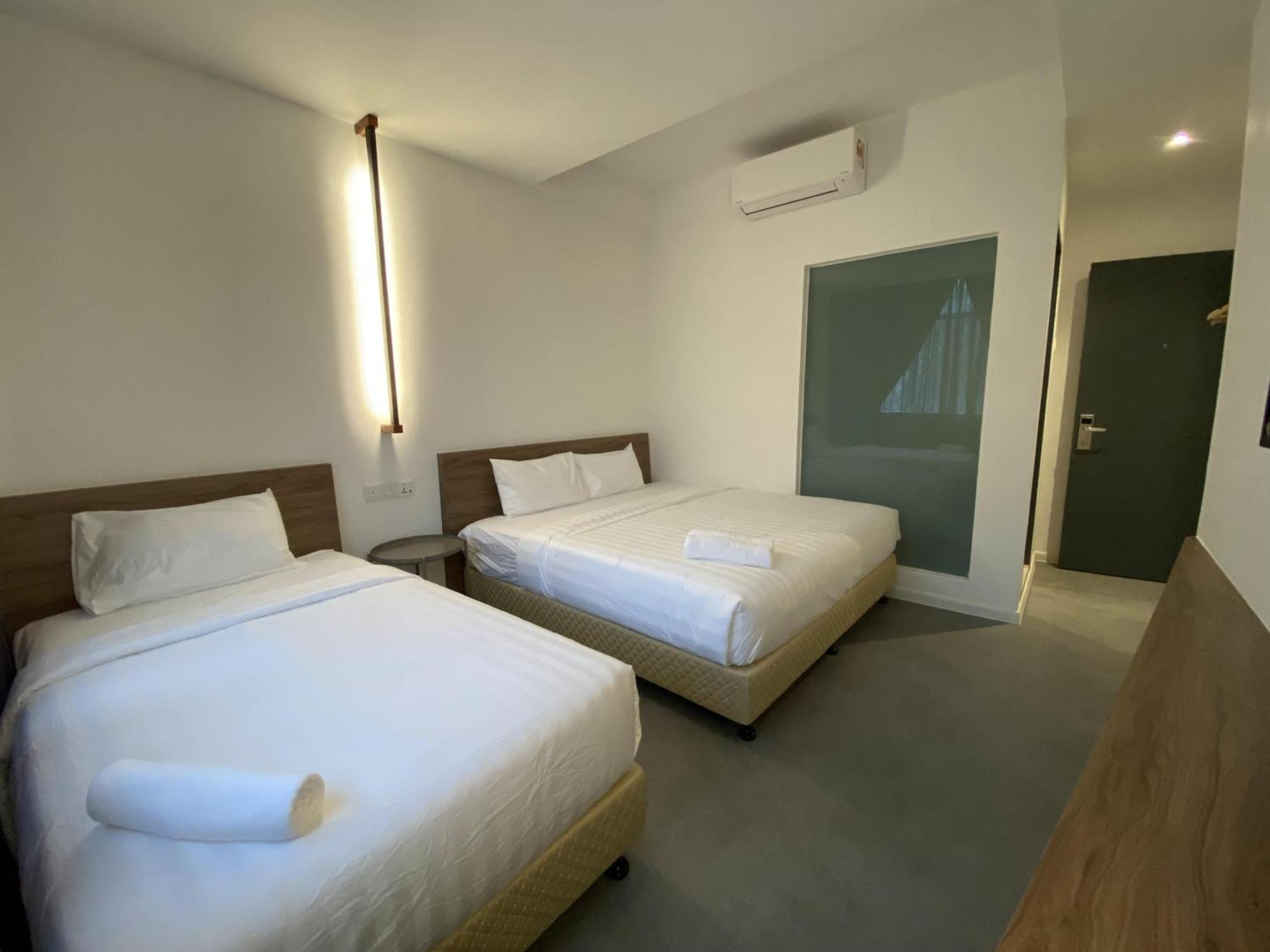 T Hotel Jalan Sultanah Алор-Сетар Экстерьер фото